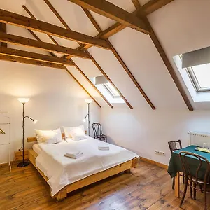  Guest house Koleves Fogado