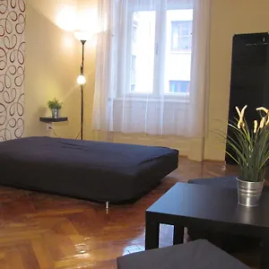  Guest house Synagouge Astoria